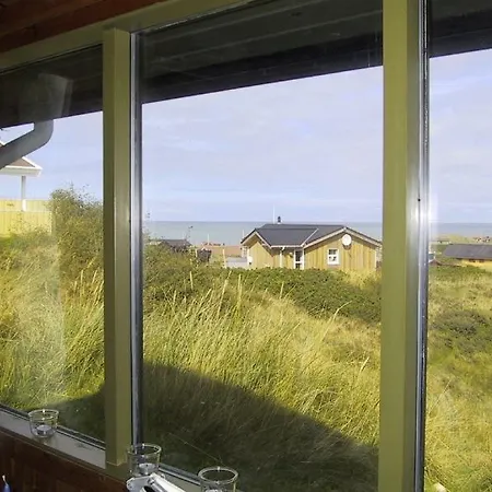 Holiday Near Compass Rose In * Lonstrup